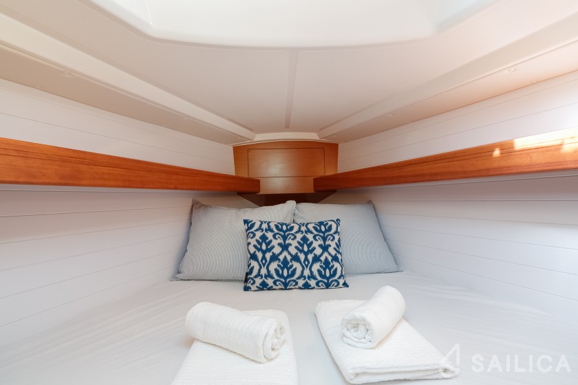 Bavaria 34 - Yacht Charter Sailica