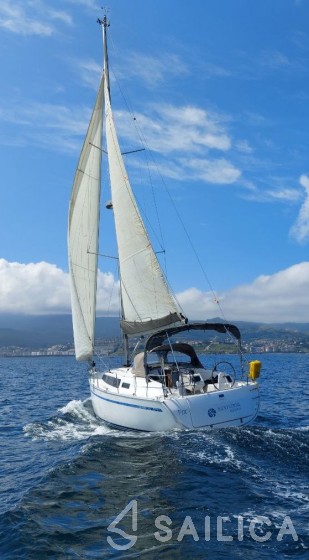 Bavaria 34 - Yacht Charter Sailica