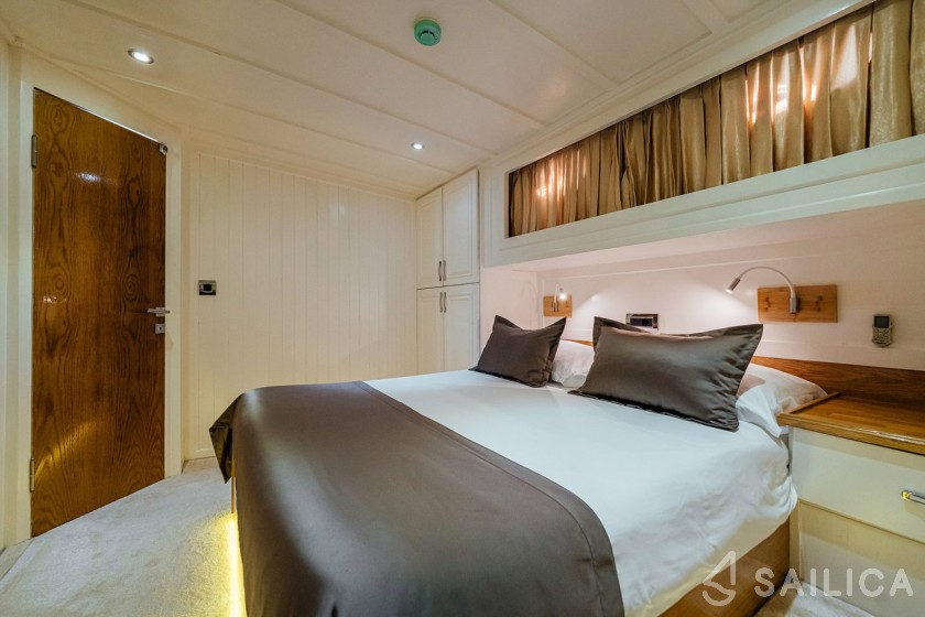 Gulet - Yacht Charter Sailica