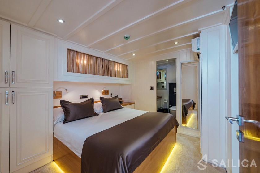 Gulet - Yacht Charter Sailica
