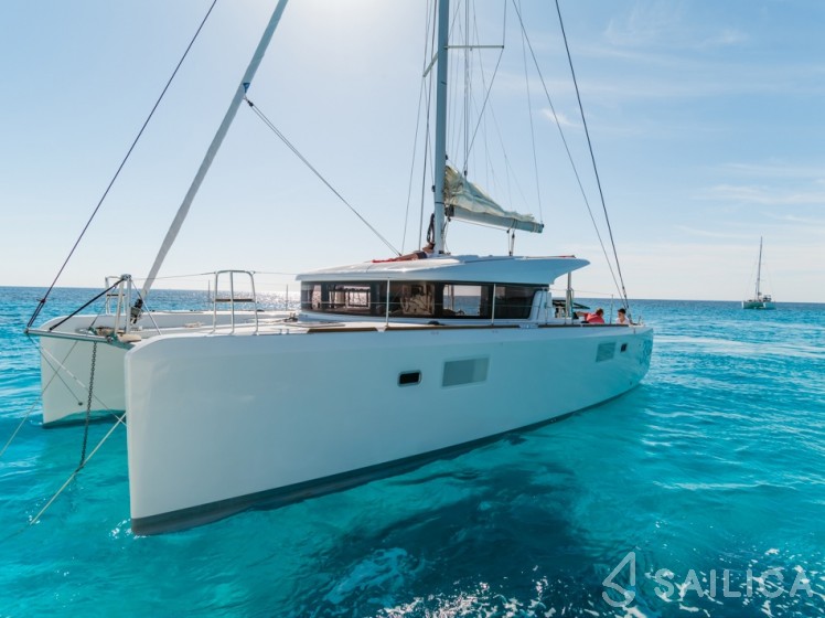 Lagoon 39 - Yacht Charter Sailica