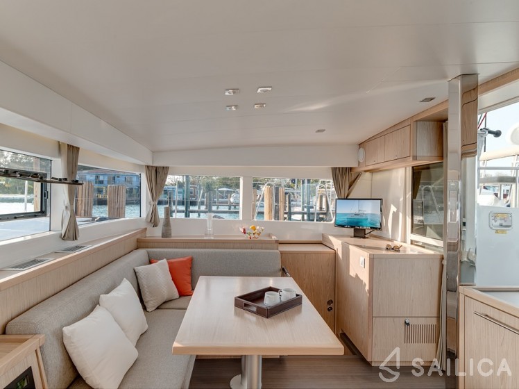 Lagoon 39 - Yacht Charter Sailica