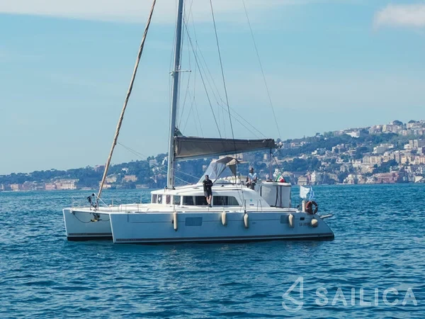 Lagoon 440 - Yacht Charter Sailica