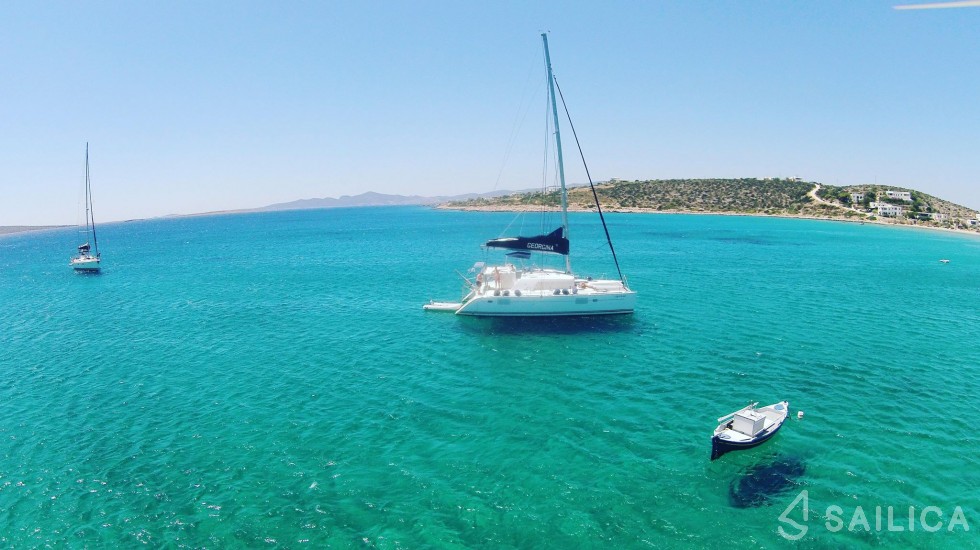 Lagoon 440 - Yacht Charter Sailica