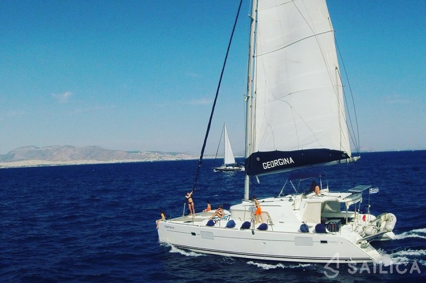 Lagoon 440 - Yacht Charter Sailica