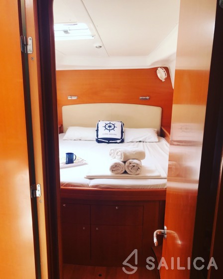 Lagoon 440 - Yacht Charter Sailica