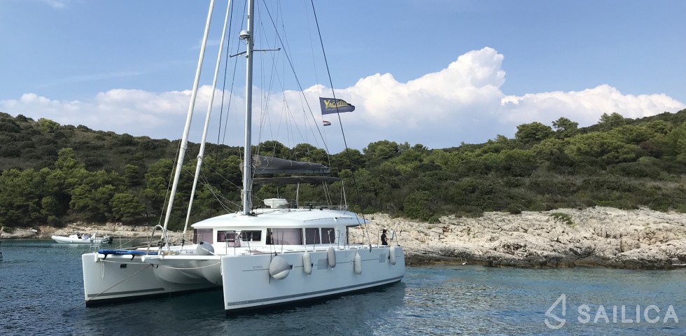 Lagoon 560 - Yacht Charter Sailica