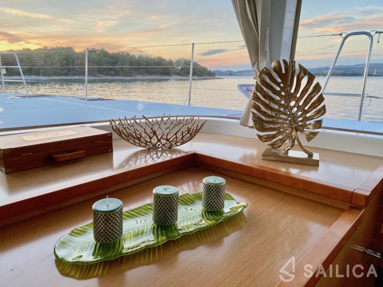 Lagoon 560 - Yacht Charter Sailica