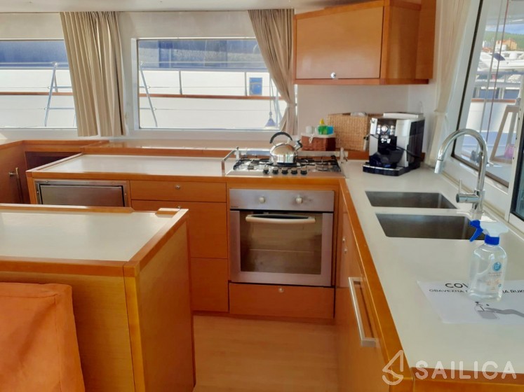 Lagoon 560 - Yacht Charter Sailica