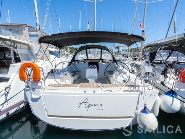 Dufour 412 GL - Yacht Charter Sailica