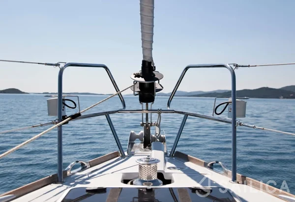 Sun Odyssey 419 - Yacht Charter Sailica