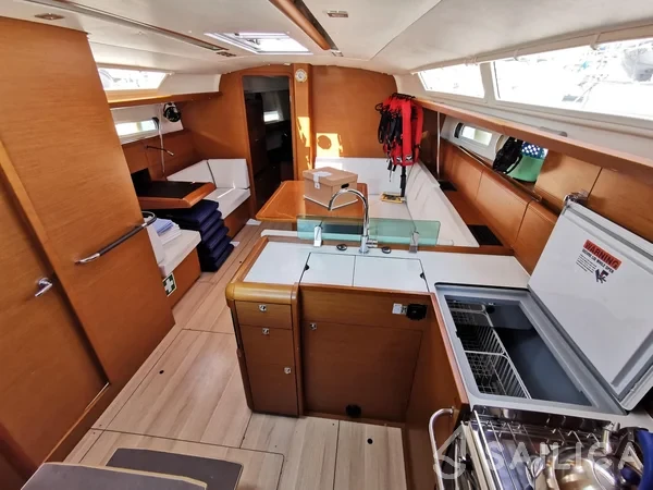 Sun Odyssey 419 - Yacht Charter Sailica
