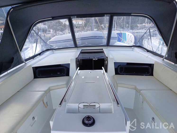Oceanis 46.1 - Yacht Charter Sailica