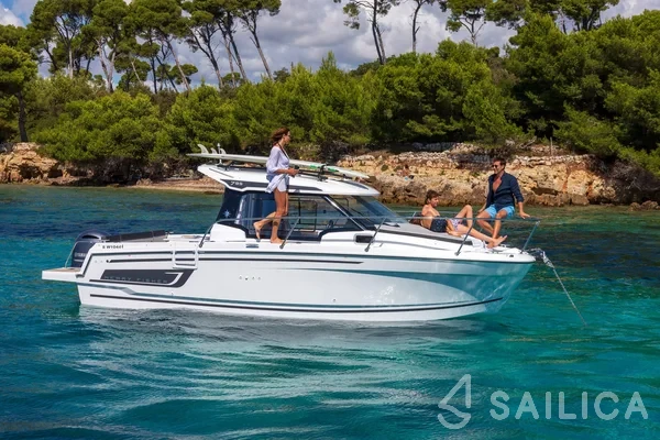 Merry Fisher 795 - Yacht Charter Sailica