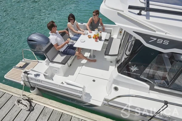 Merry Fisher 795 - Yacht Charter Sailica