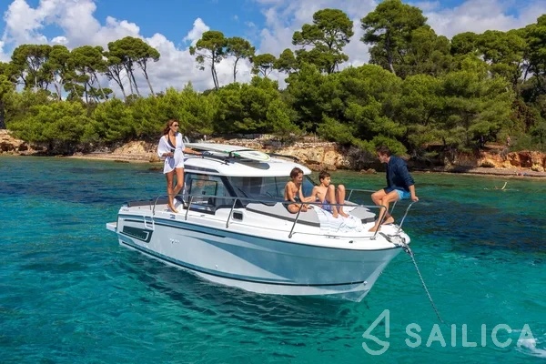 Merry Fisher 795 - Yacht Charter Sailica