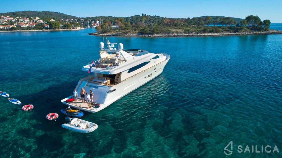 Canados 86 - Yacht Charter Sailica