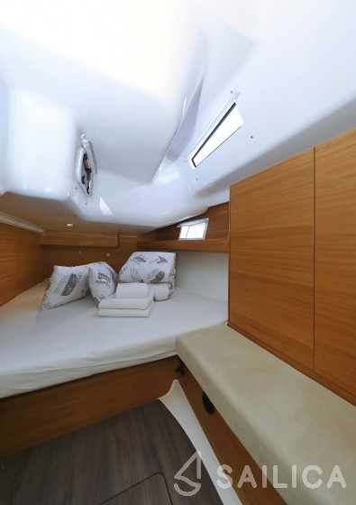 Elan Impression 45.1 - Yacht Charter Sailica