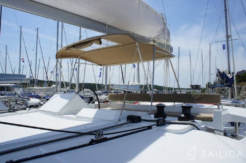Lagoon 450 - Yacht Charter Sailica