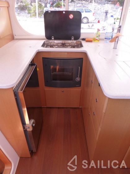 Nautitech 441 - Yacht Charter Sailica