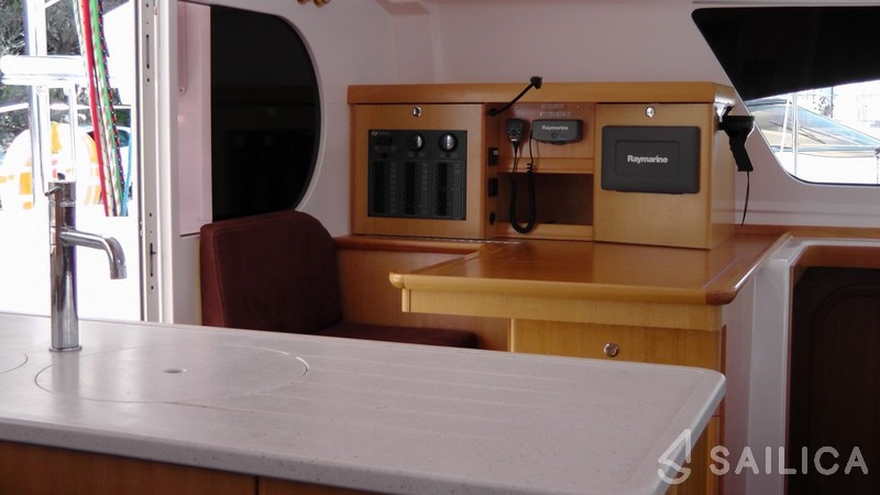 Nautitech 441 - Yacht Charter Sailica