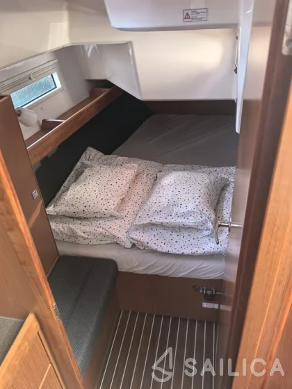 Bavaria 37 Cruiser - Yacht Charter Sailica