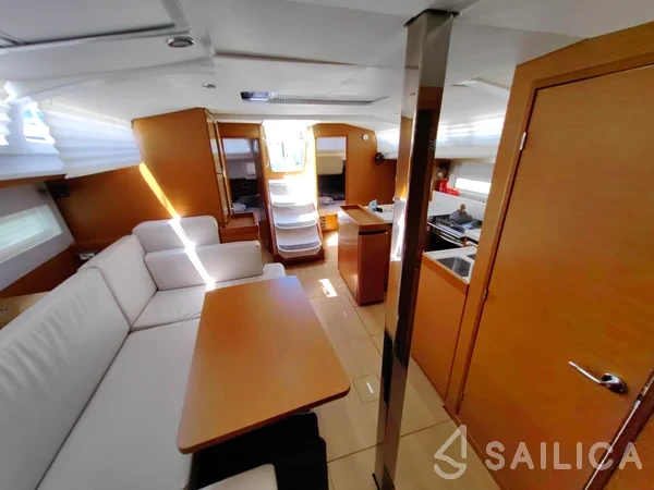 Sun Odyssey 440 - Yacht Charter Sailica