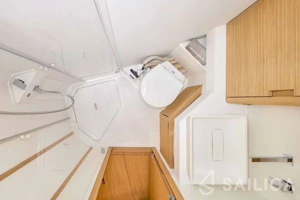 Grand Soleil 44 - Yacht Charter Sailica