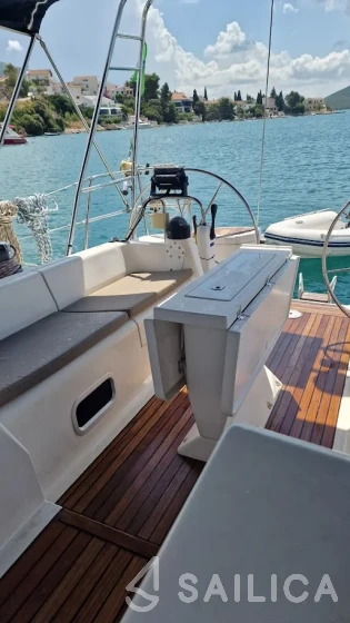 Elan 45 - Yacht Charter Sailica