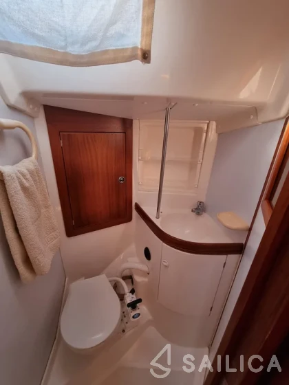 Elan 45 - Yacht Charter Sailica