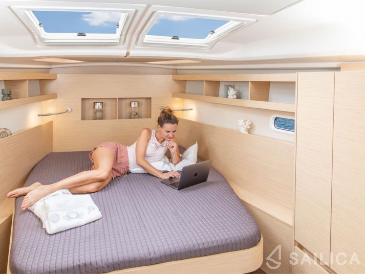 Hanse 458 - Yacht Charter Sailica