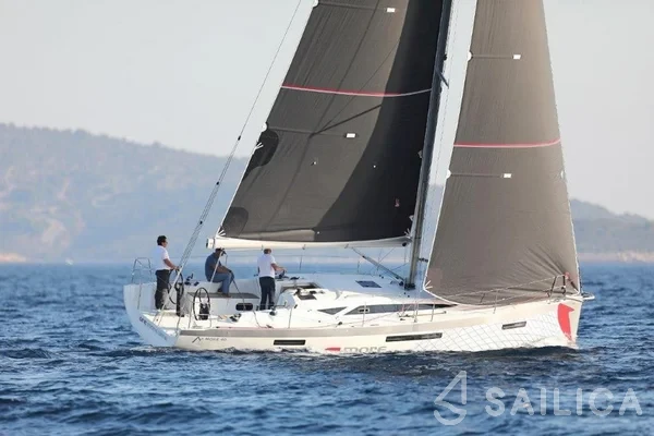 More 40 - Yacht Charter Sailica