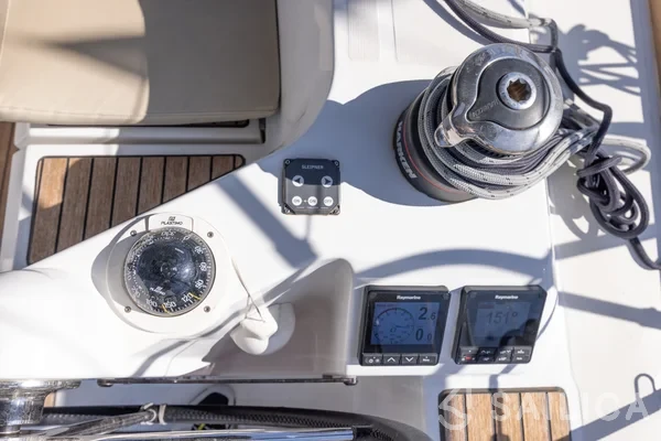 Sun Odyssey 349 - Yacht Charter Sailica