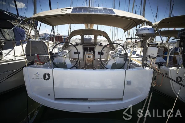 Sun Odyssey 349 - Yacht Charter Sailica