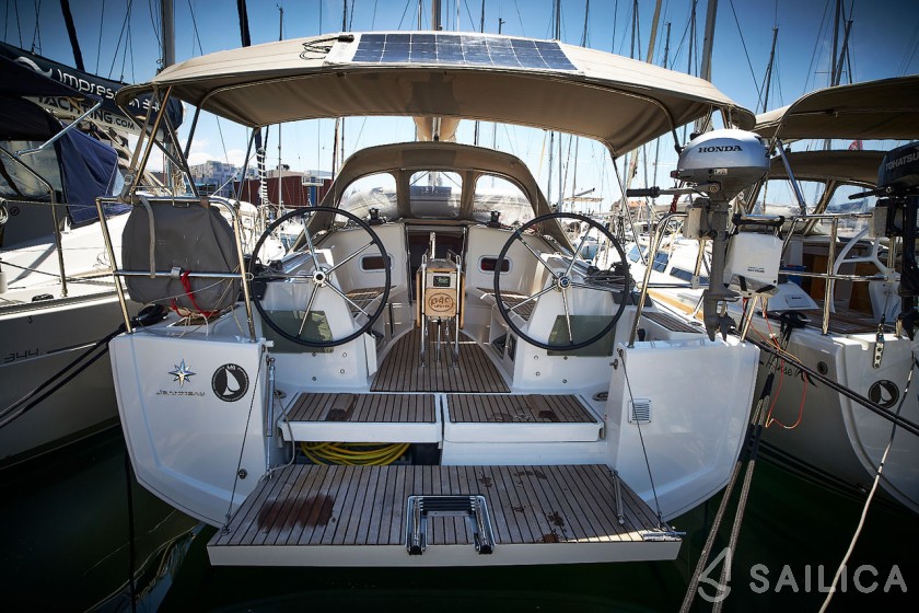 Sun Odyssey 349 - Yacht Charter Sailica