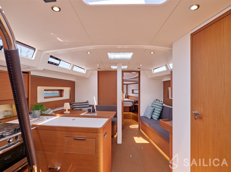 First 44 - Yacht Charter Sailica