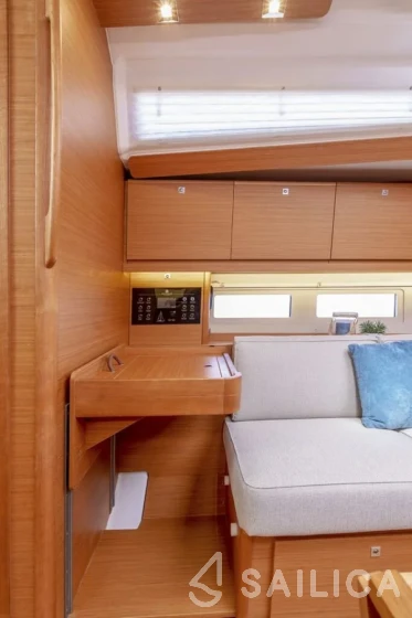 Dufour 390 Grand Large - Yacht Charter Sailica