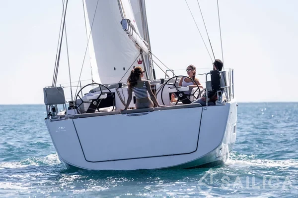 Dufour 390 Grand Large - Yacht Charter Sailica