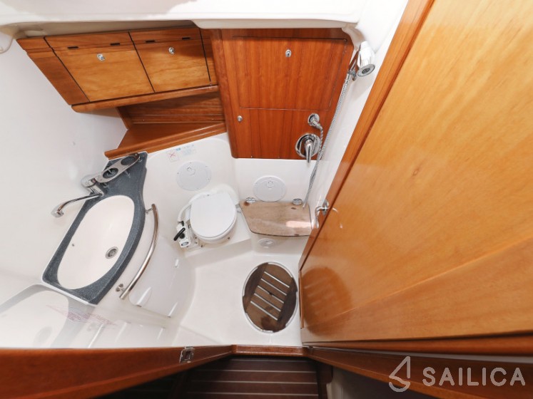 Bavaria 50 Cruiser - Yacht Charter Sailica