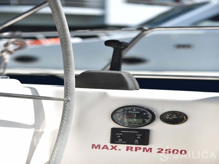Bavaria 50 Cruiser - Yacht Charter Sailica