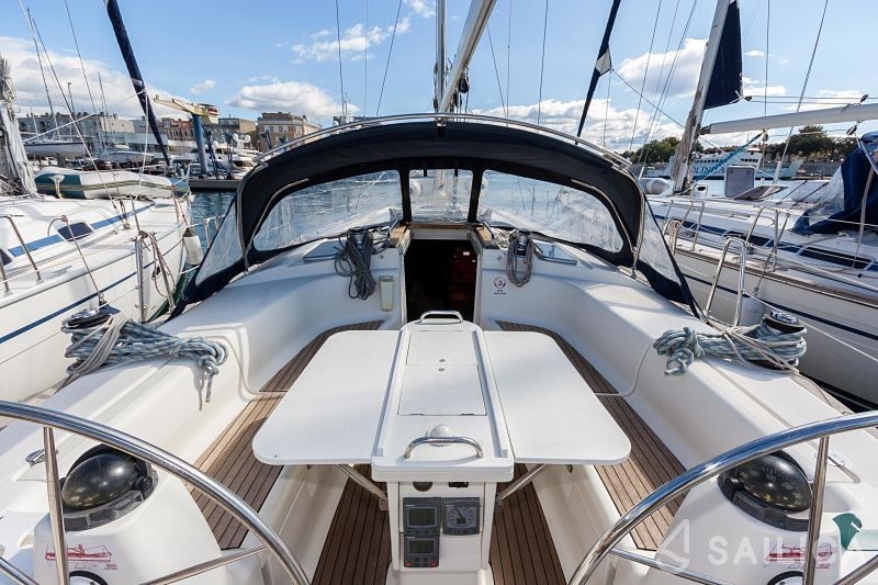 Bavaria 44 - Yacht Charter Sailica