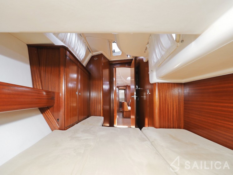 Bavaria 44 - Yacht Charter Sailica