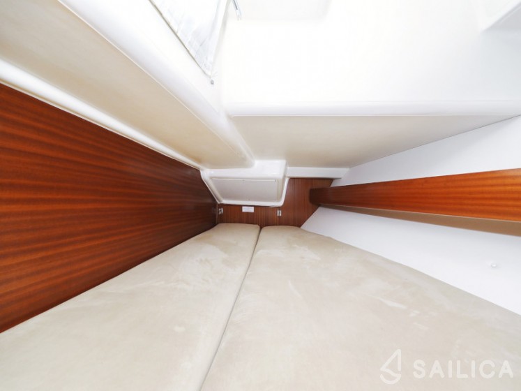Bavaria 44 - Yacht Charter Sailica