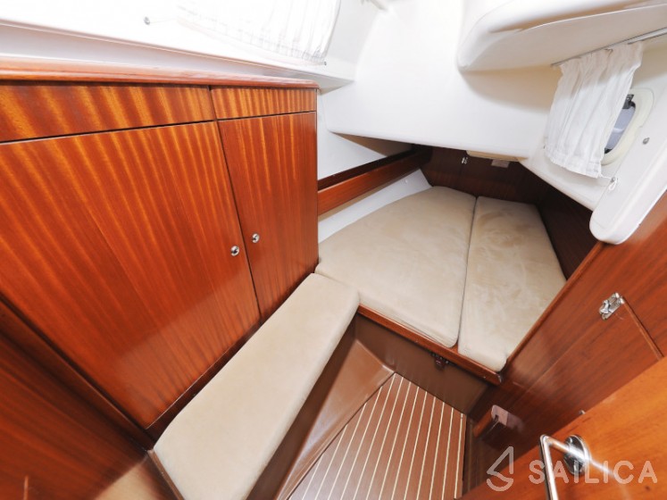Bavaria 44 - Yacht Charter Sailica