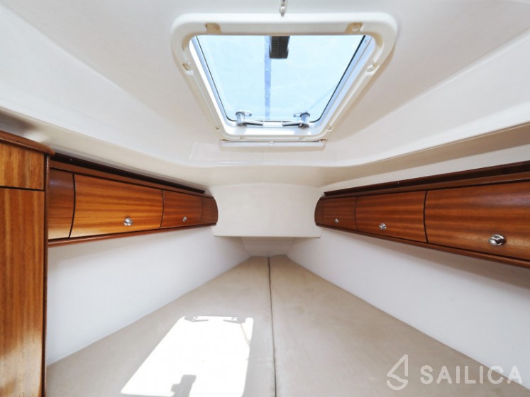 Bavaria 44 - Yacht Charter Sailica