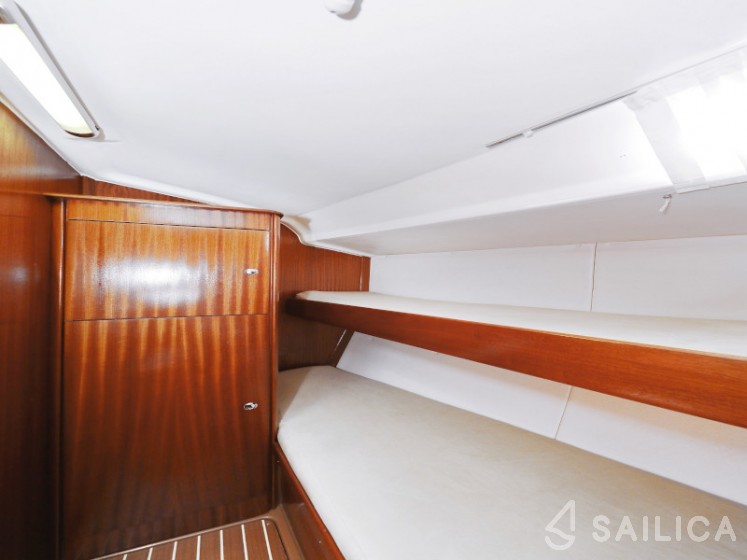 Bavaria 44 - Yacht Charter Sailica