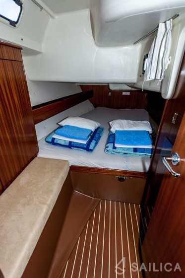 Bavaria 44 - Yacht Charter Sailica