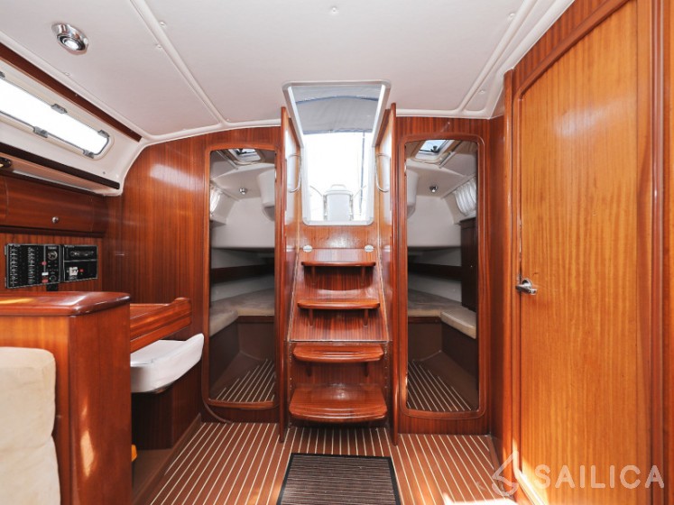 Bavaria 44 - Yacht Charter Sailica