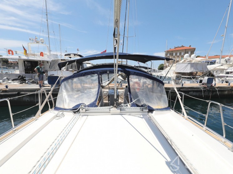 Bavaria 44 - Yacht Charter Sailica