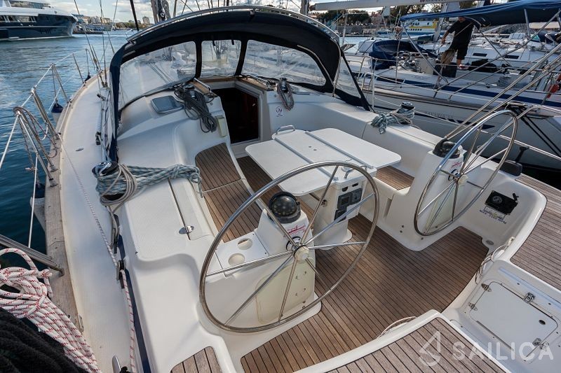 Bavaria 44 - Yacht Charter Sailica